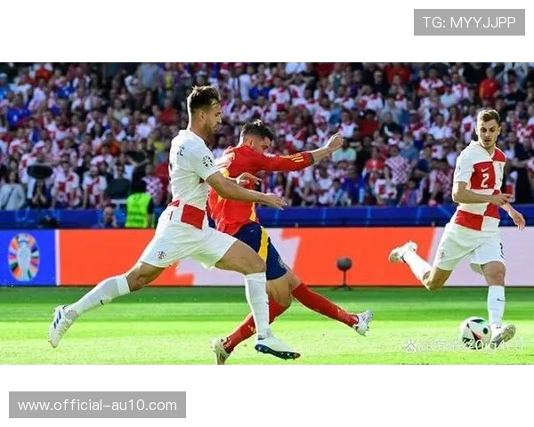 克罗地亚3-2胜黑山,以L组第一身份晋级