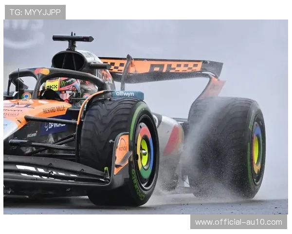 卡塔尔站霍肯伯格早期碰撞退赛，安全车出动改写战局